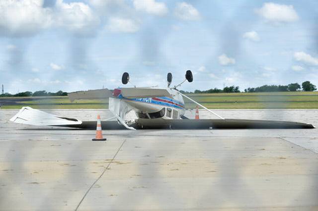 Kathryn's Report: Planes, hangars damaged at Denton Enterprise Airport ...
