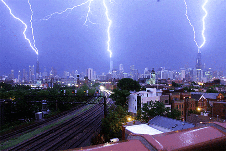 The gif version. - You Won’t Believe What This Videographer Captured Above The Chicago Skyline. It’s Electrifying.