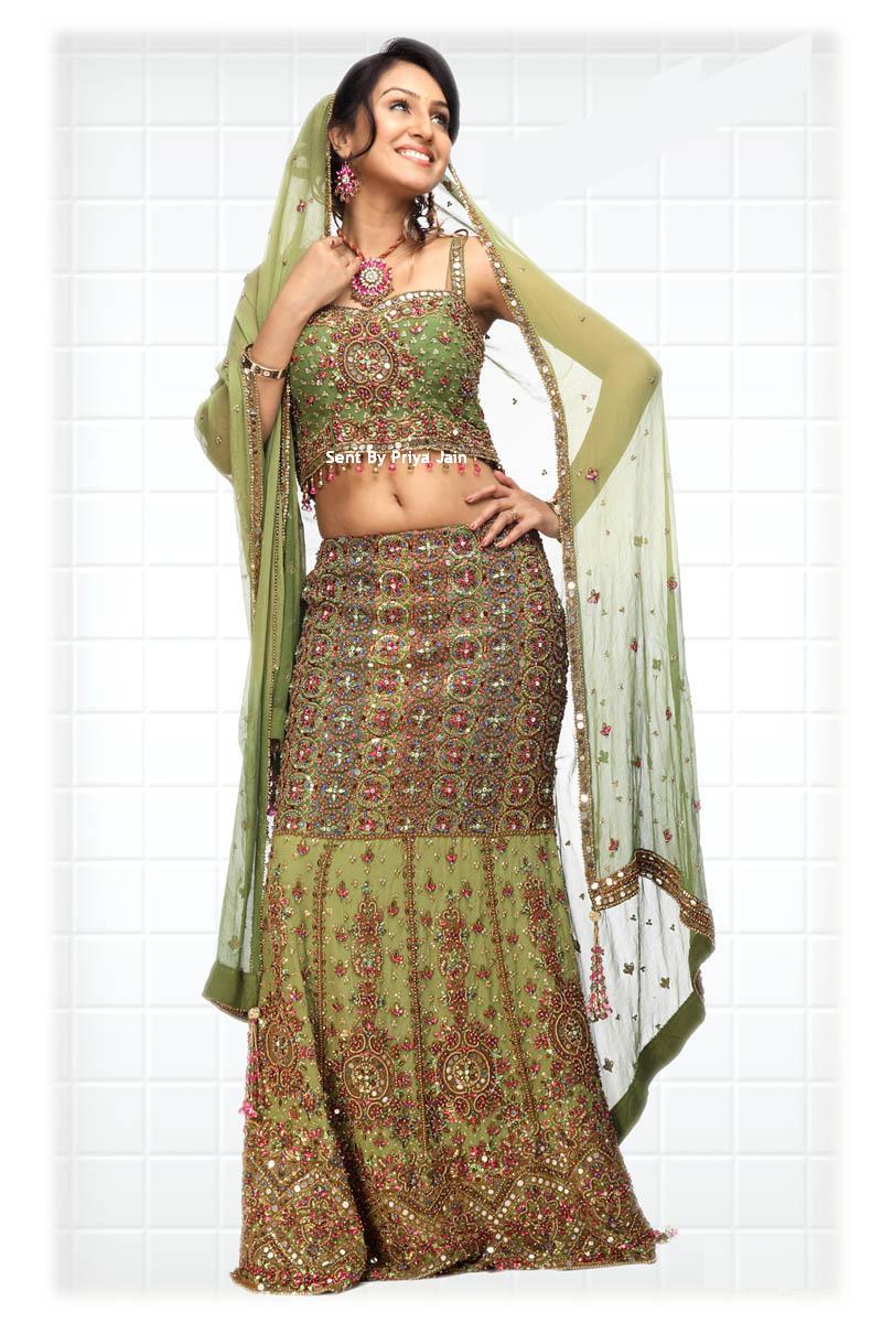Today's Indian Bridal Wedding Dresses - Beautiful Hand ...