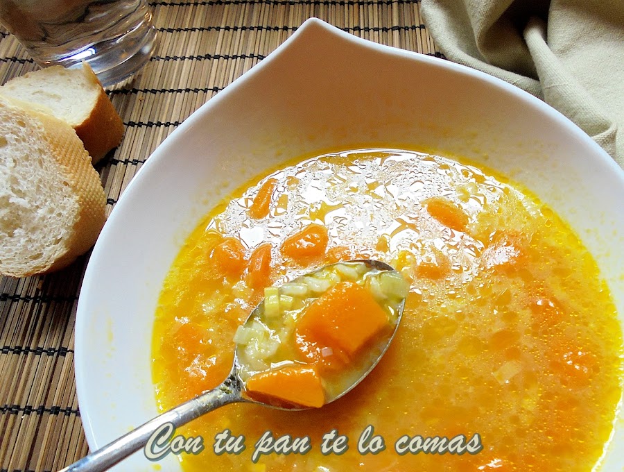 Sopa de calabaza y arroz