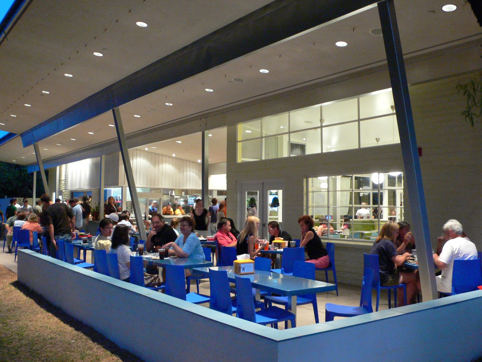 CHONKA PROJEKT Joe's Farm Grill