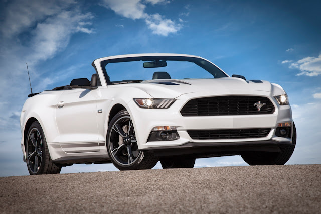 2016 Ford Mustang GT California Special Convertible front 3/4 view Front 3/4 view of the 2016 Ford Mustang GT California Special Convertible