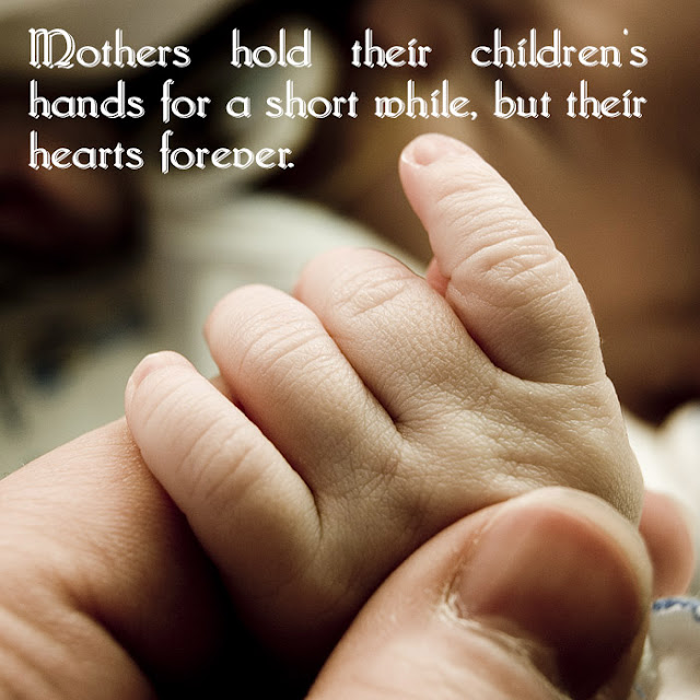 Mother hold their children's hands | Nice Picture Quotes