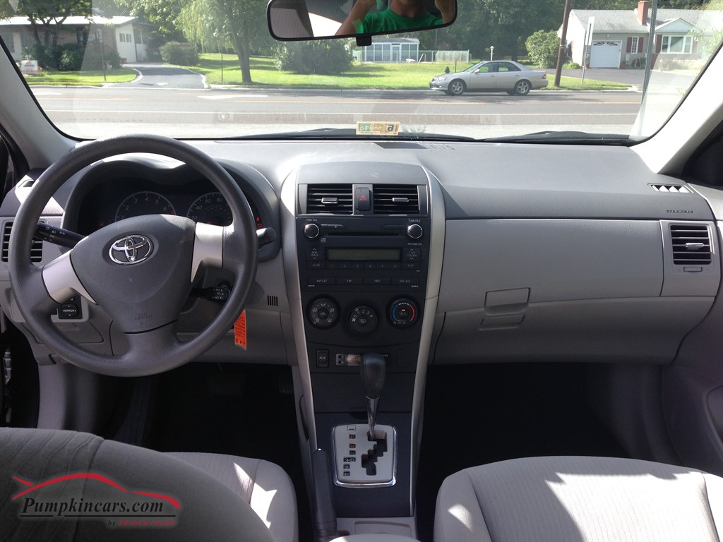 2010 Toyota Corolla Xle Interior