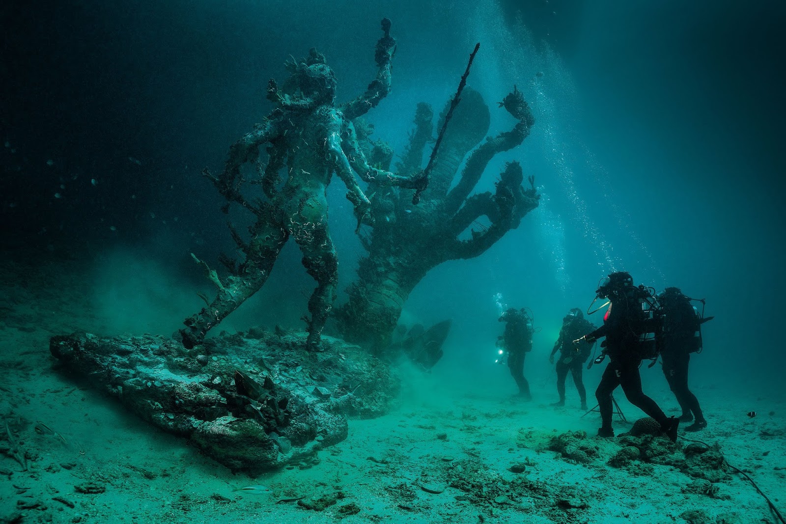Treasures From The Wreck Of The Unbelievable loveisspeed.......: Treasures from the Wreck of the Unbelievable