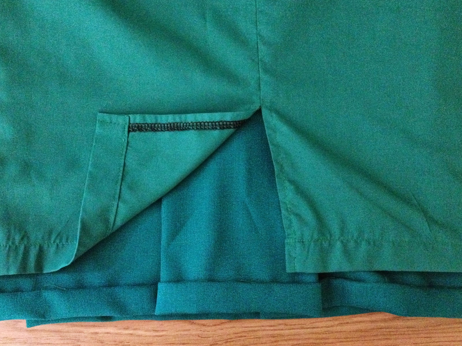 Diary of a Chain Stitcher : Emerald Wool Crepe Charlotte Skirt