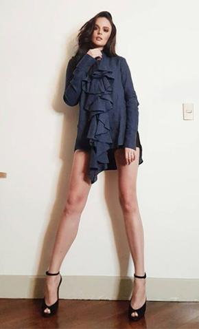 Top 38 Female Celebrities In The Industry Who Have The Best Legs! Top 38 Female Celebrities In The Industry Who Have The Best Legs!