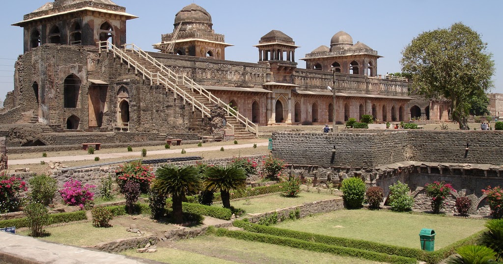 OUR TEERTH & TOURIST PLACES हमारे तीर्थ और पर्यटन स्थल : MANDU - मांडू -  मध्य प्रदेश में बसा है एक और कश्मीर