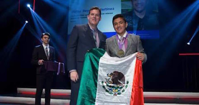 Joven mexicano gano medalla de oro en Canadá por fertilizante a base de orina, pero  no es tan famoso, porque sus hermanos mexicanos casi no lo comparten