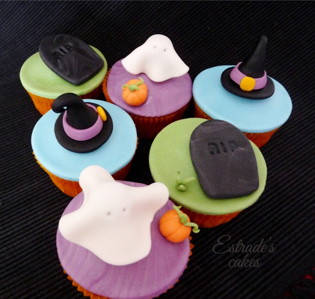 cupcakes de Halloween con fondant - 1