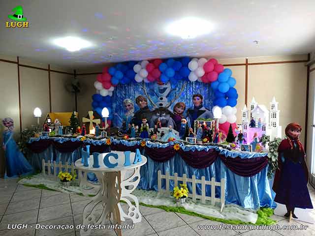 Ornamentação de festa infantil Frozen para aniversário de meninas - Barra - Rio de Janeiro