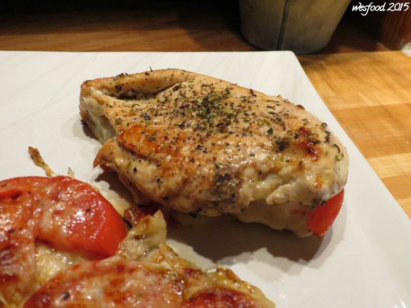 WesFood: Gefüllte Hähnchenbrust mit Tomate und Parmesan