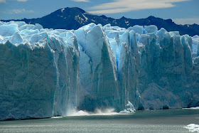 Give incandescent sun: The Perito Moreno glacier