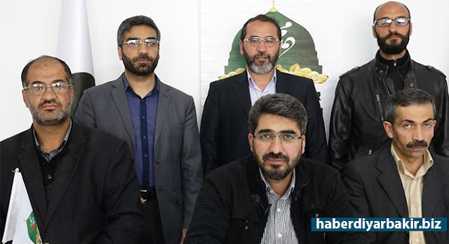 2017 Diyarbakır Kutlu Doğum etkinliği 30 Nisan'da DİYARBAKIR-Peygamber Sevdalıları Platformu Diyarbakır İl Koordinatörlüğü, her yıl yüz binlerin katılımıyla büyük bir coşkuya sahne olan Kutlu Doğum etkinliğinin, bu yıl 30 Nisan Pazar günü yapılacağını açıkladı.