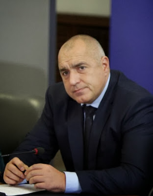 Борисов с провал при обвиненията срещу тройната коалиция