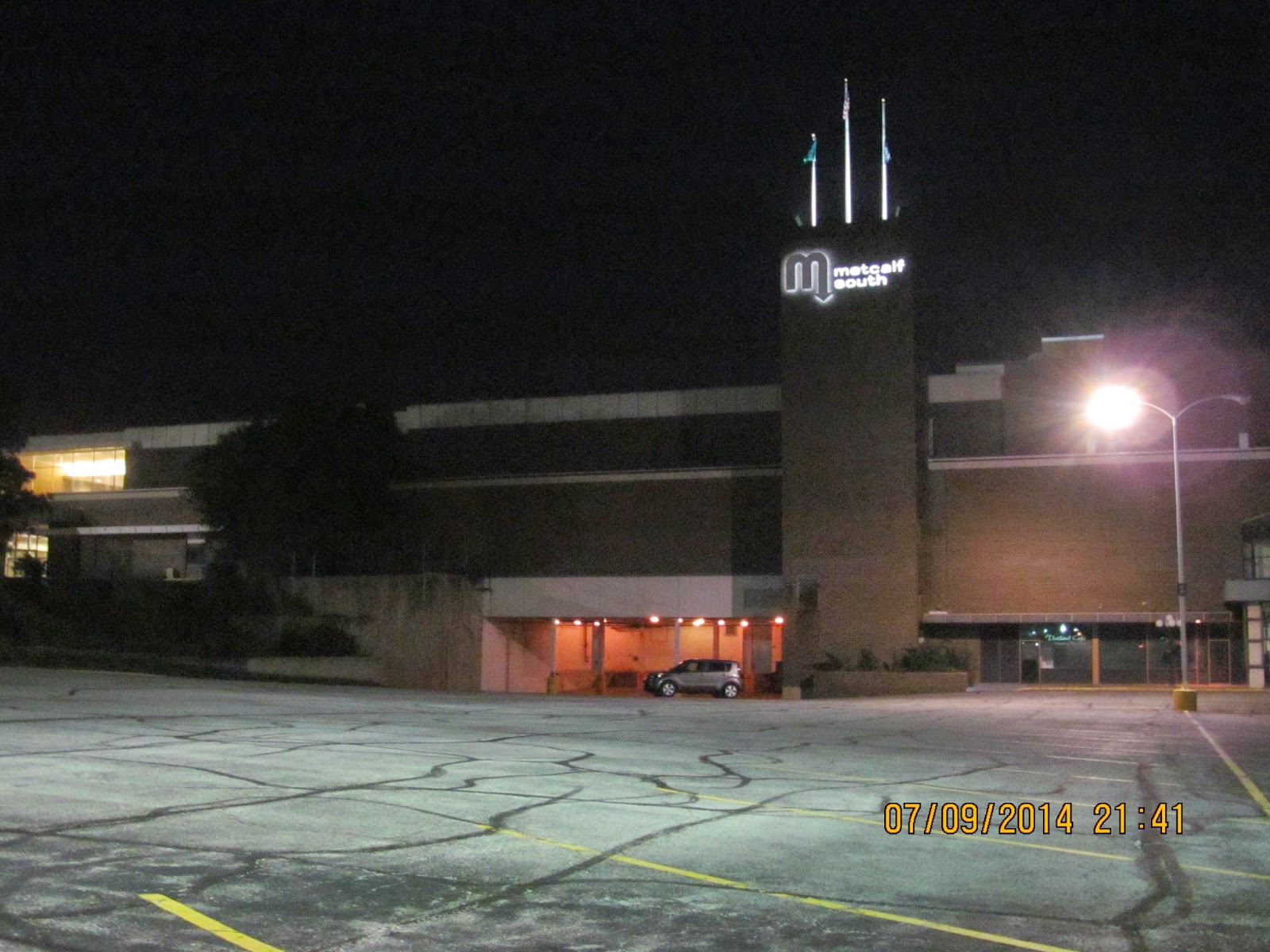 Trip to the Mall Metcalf South Center (Overland Park, KS)