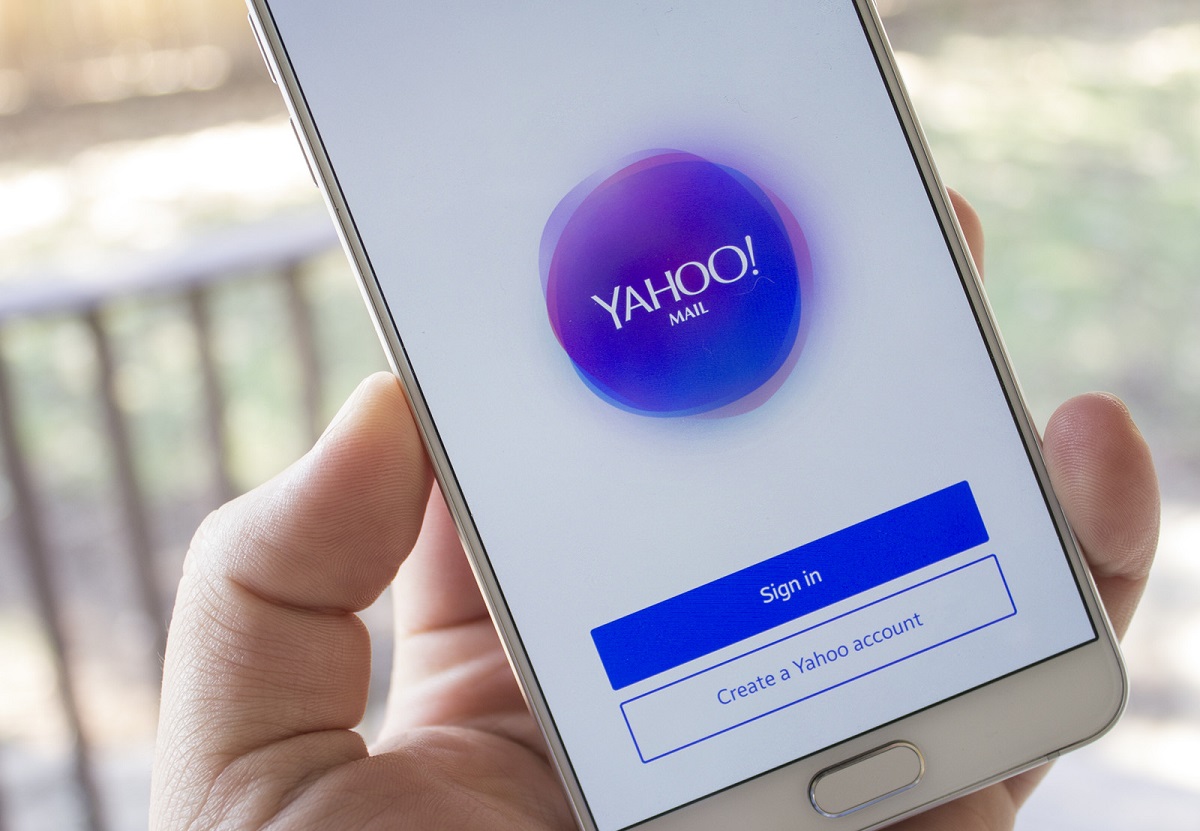 Are people still using Yahoo Mail?