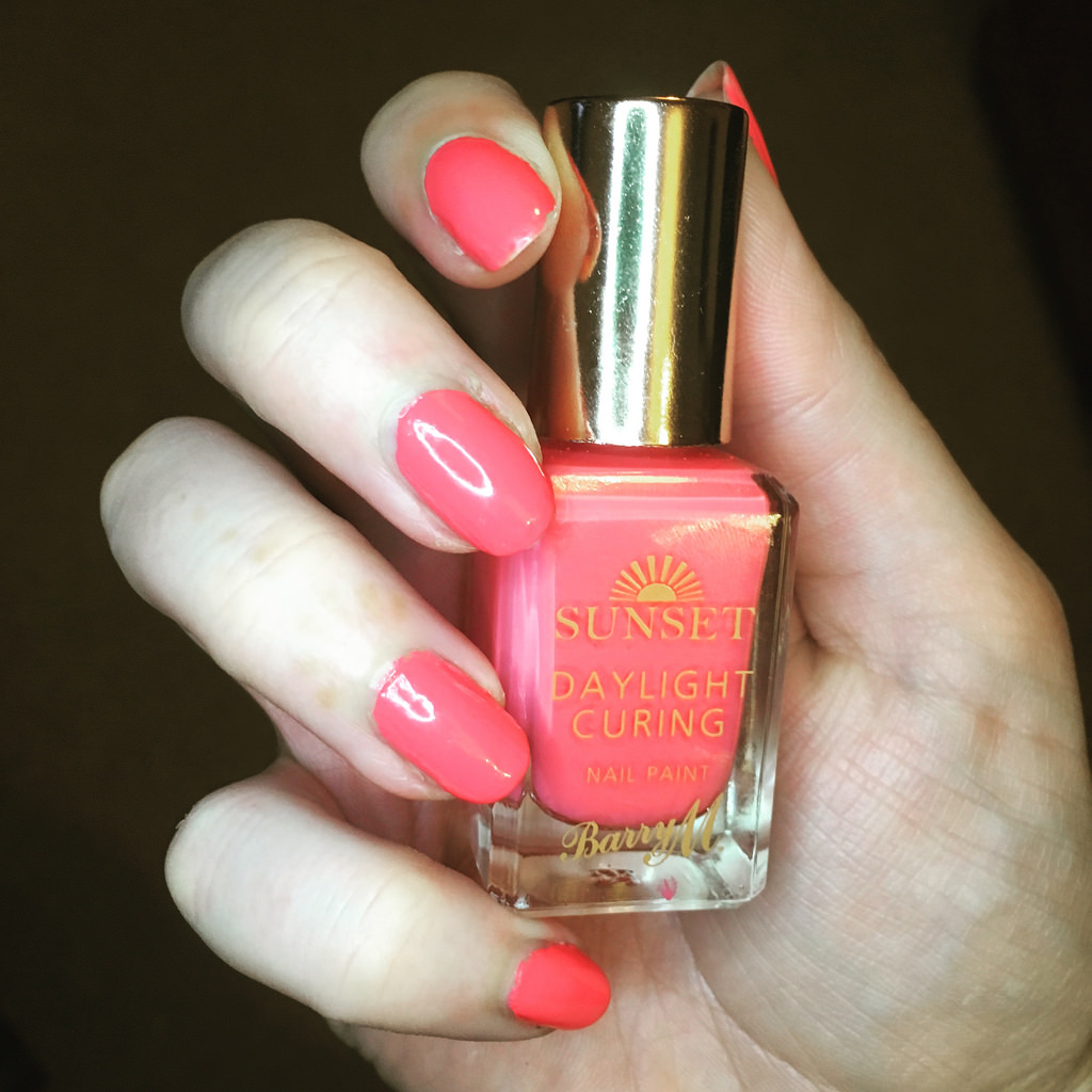 Review: Barry M Sunset Daylight Curing Nail Paint in Peach for the Stars