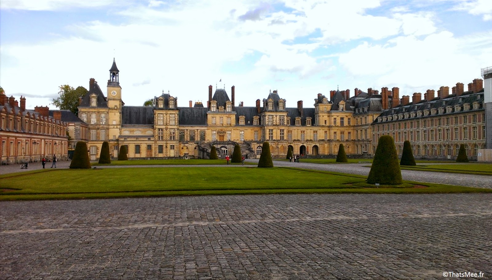 Entrée principale du Château de Fontainebleau