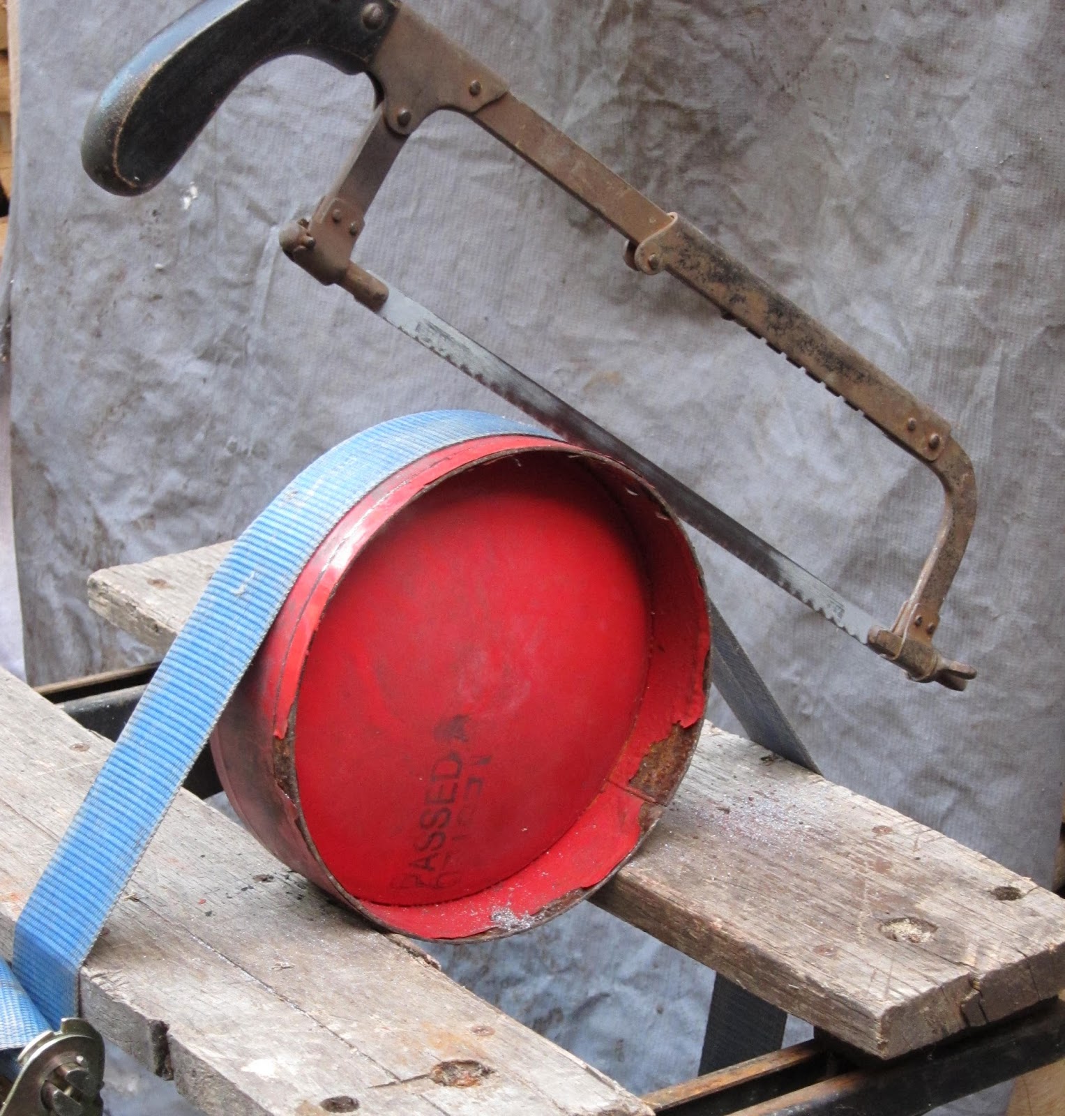 Fire extinguisher wood stove