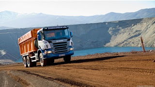 xe tải chuyển văn phòng tphcm