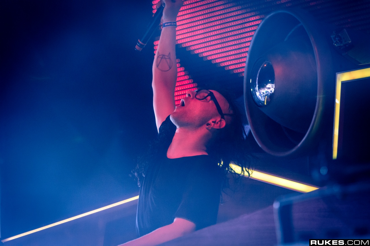 Bring me the Voltage Sonny John Moore Skrillex blog po Polsku Hard