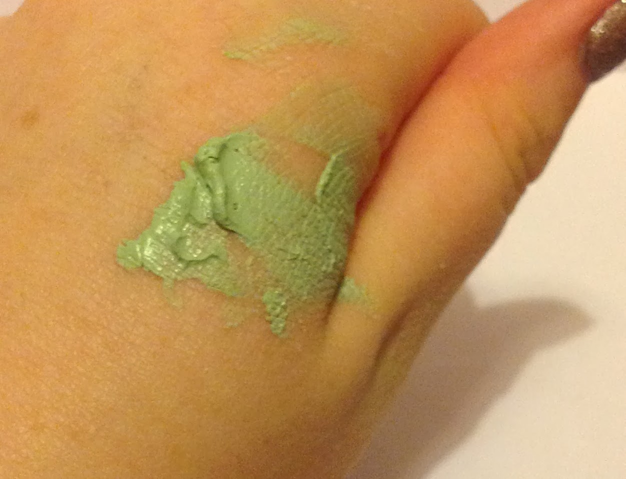 wondercolourbehind a frosted window Mint Julep Mask Review