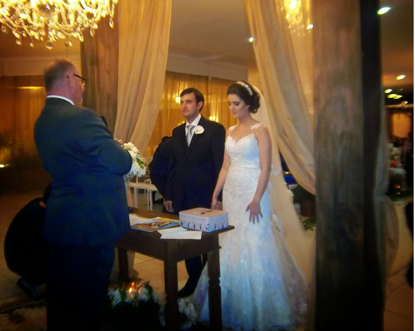 CELEBRANTE DE CASAMENTOS WALDIR CELEBRAÇÃO PERSONALIZADA