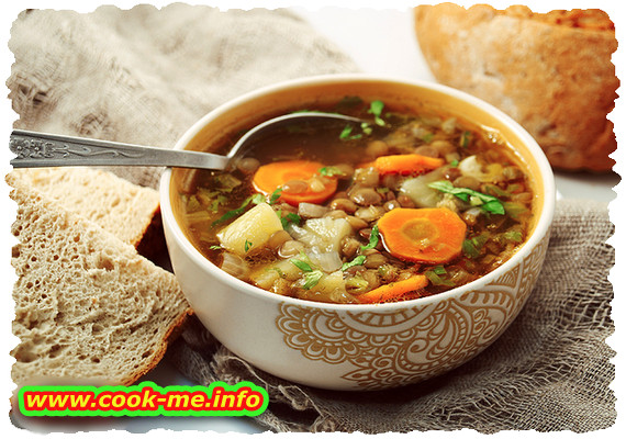 Lentils soup with parsley and garlic Lentils soup with parsley and garlic