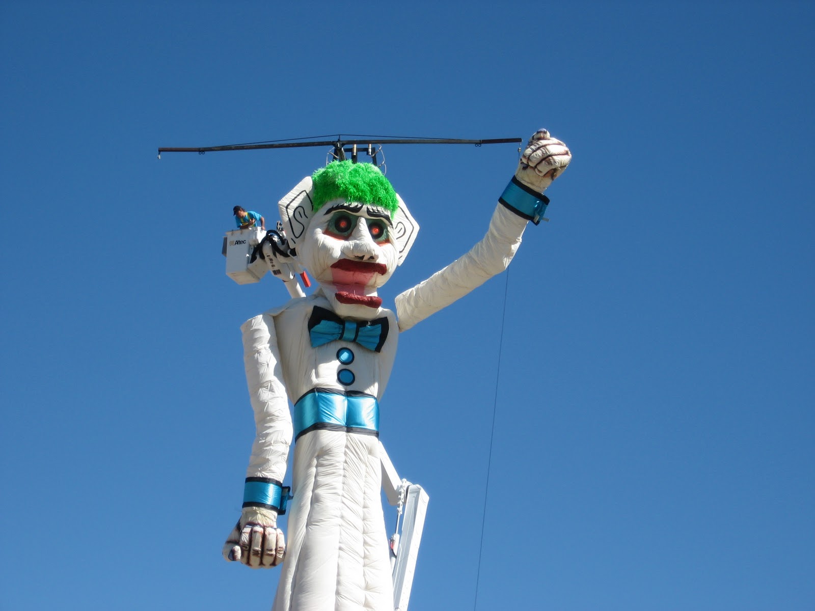 The Burning of Zozobra / Santa Fe's "Old Man Gloom" Everything Santa Fe
