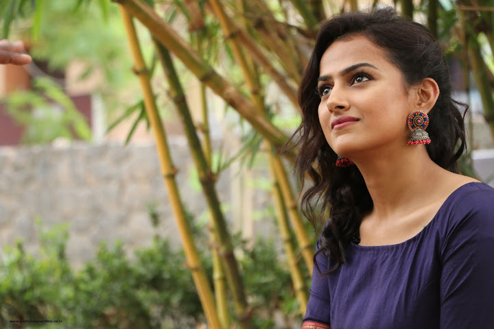 Shraddha Srinath at Vikram Vedha Press Meet