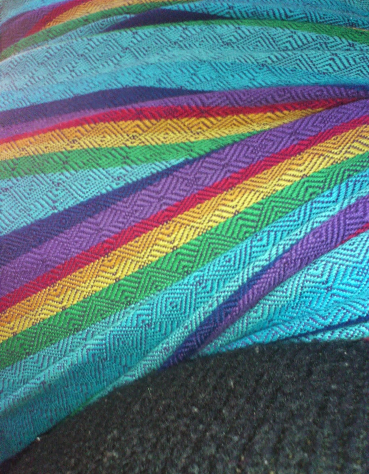 écharpe Vanamo wrap rainbow diamant laine extensible portage babywearing
