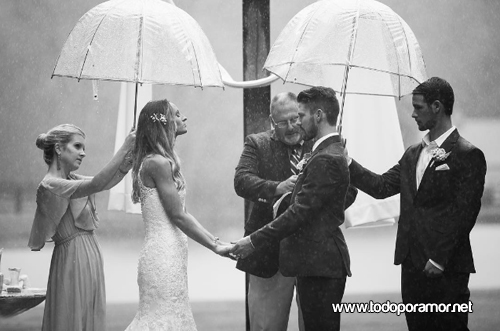 imagenes de bodas bajo la lluvia