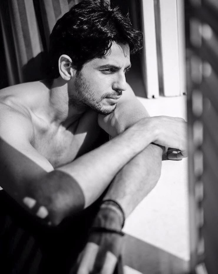Sidharth Malhotra Biography  Family  Childhood  House  Net worth  Car  collection  Lifestyle  YouTube