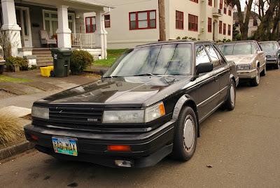 OLD PARKED CARS.: Saturday Bonus: 1988 Nissan Maxima.
