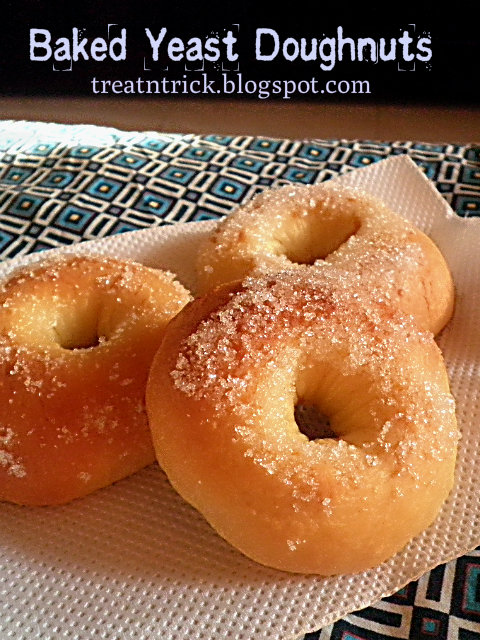 Baked Yeast Doughnuts Recipe @ treatntrick.blogspot.com
