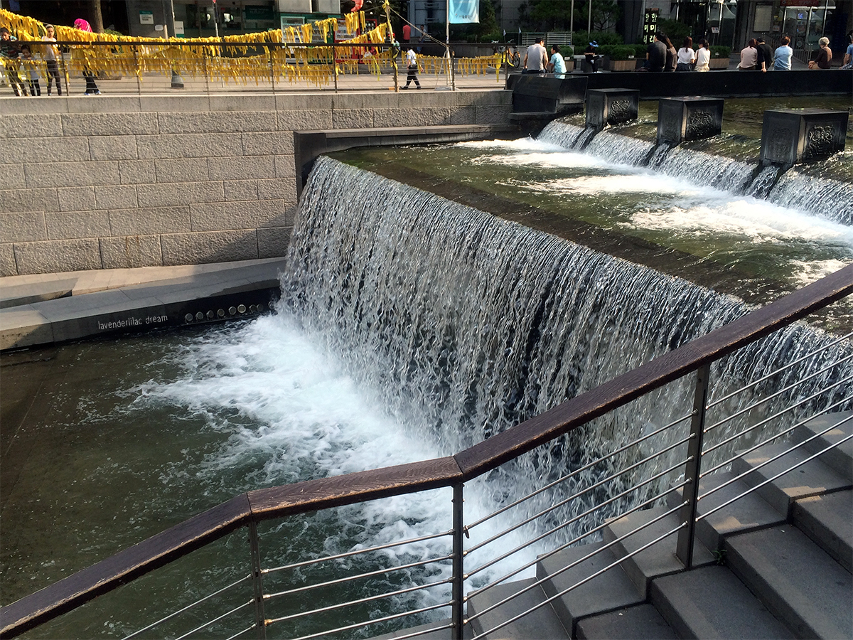 Seoul South Korea Cheonggyecheon