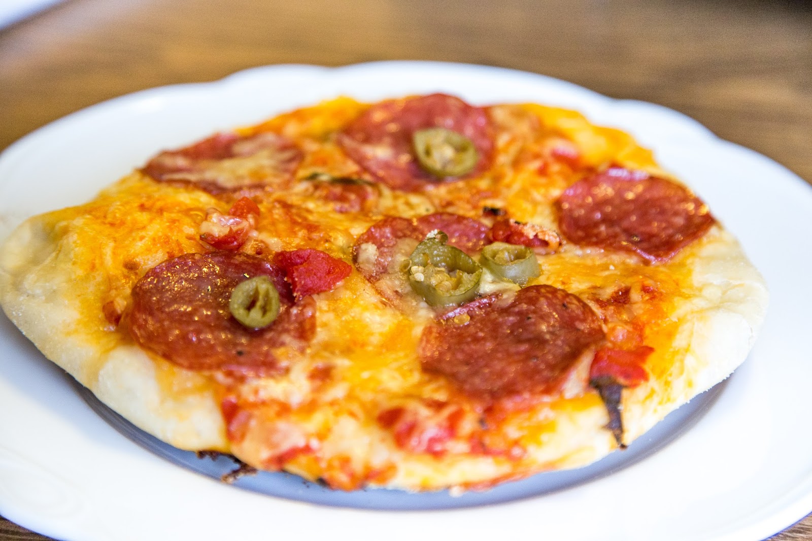 Outdoor Kitchen 03 Pizza aus dem Dutch Oven