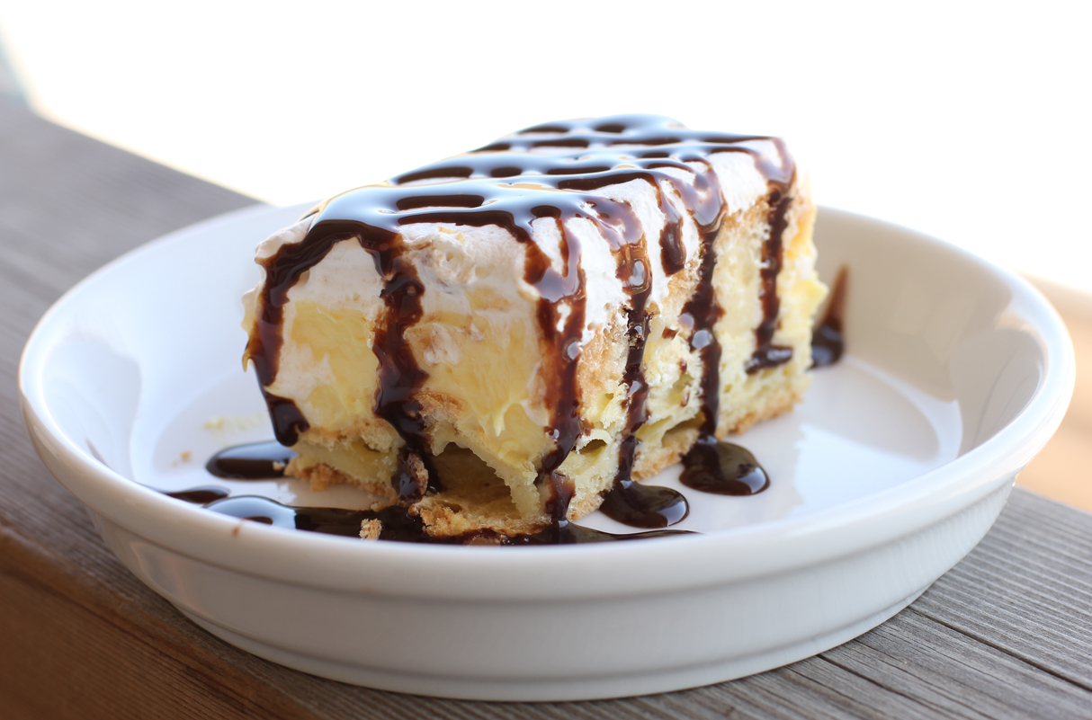 Cookie Sheets and Cake Pans Cream Puff Cake