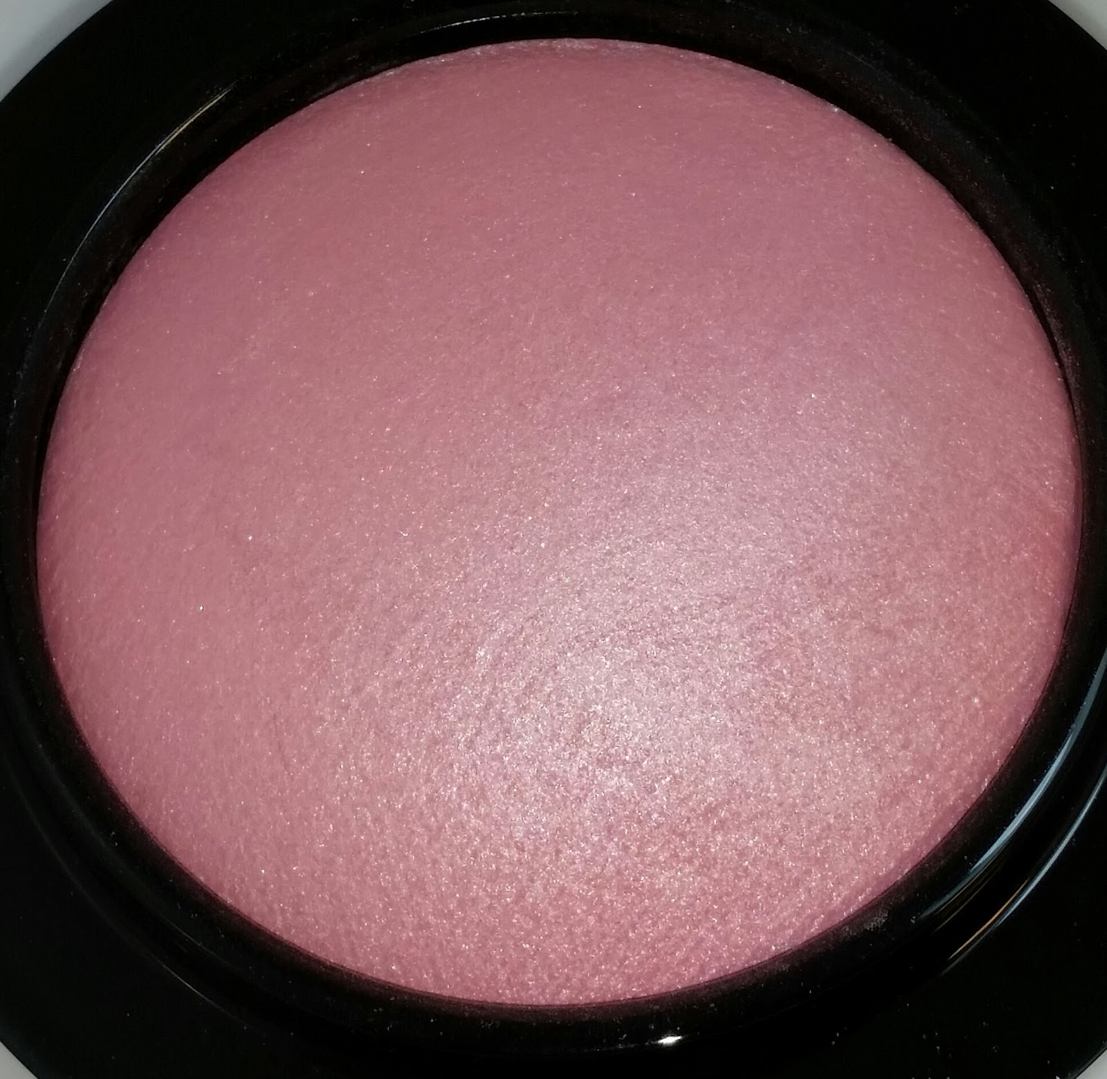 румяна mac mineralize blush. румяна mac a78. Mac румяна mineralize blush petal power. Mac mineralize blush sweet enough свотчи. Mac dainty румяна.