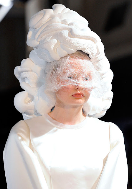 Comme des Garçons Spring-Summer 2012 | Cool Chic Style Fashion
