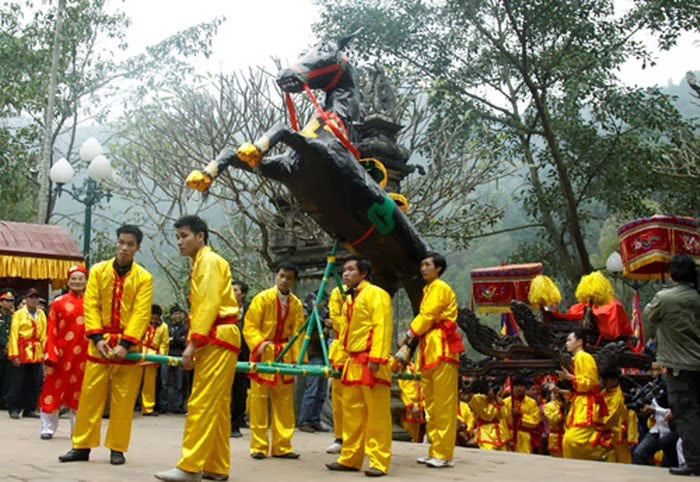 Tìm hiểu Hội Gióng ở đền Phù Đổng và đền Sóc