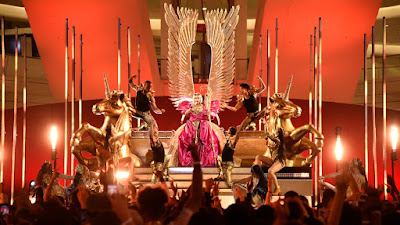 Confira a tradução do remix de "Good Form" de Nicki Minaj com Lil Wayne