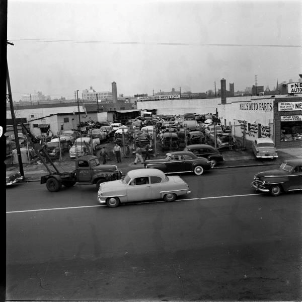 Classic Car Junk Yards >> 50 Vintage Photos of Classic Car Salvage Yards and Wrecks from between the 1940s and 1950s ... Classic Car Junk Yards >> 50 Vintage Photos of Classic Car Salvage Yards and Wrecks from between the 1940s and 1950s ...