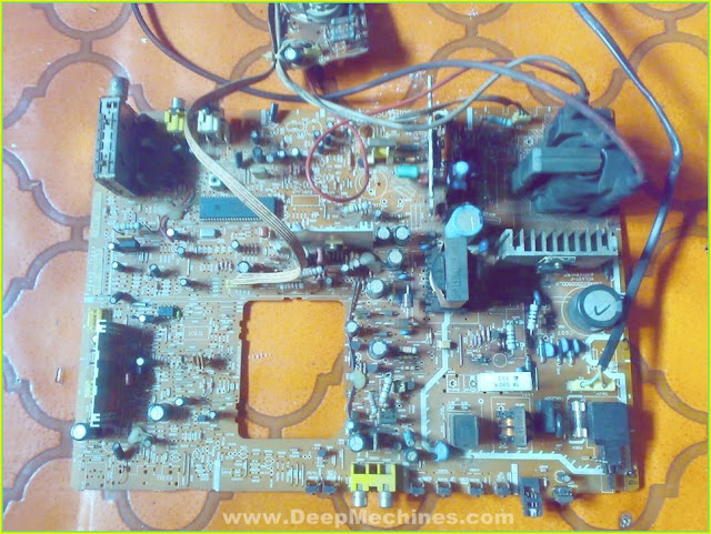 Perbaikan Mesin TV SANYO 14-Inc (G14SP1N) Kerusakan Mati Total / Standby TV SANYO 14-Inc (G14SP1N)