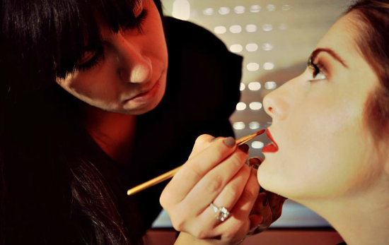 Make Up Seminar Σεμινάριο Μακιγιάζ για κάθε Σχήμα Προσώπου από τη Μαρία Μάνικου