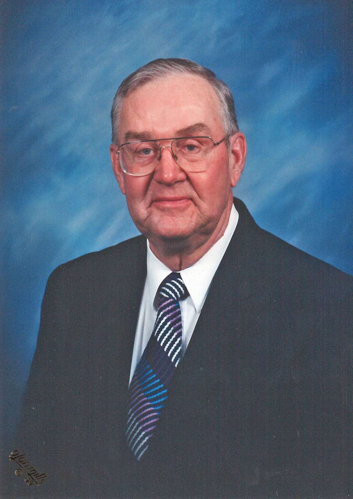 Brought to you by 94.1 BYS Eugene Sanders