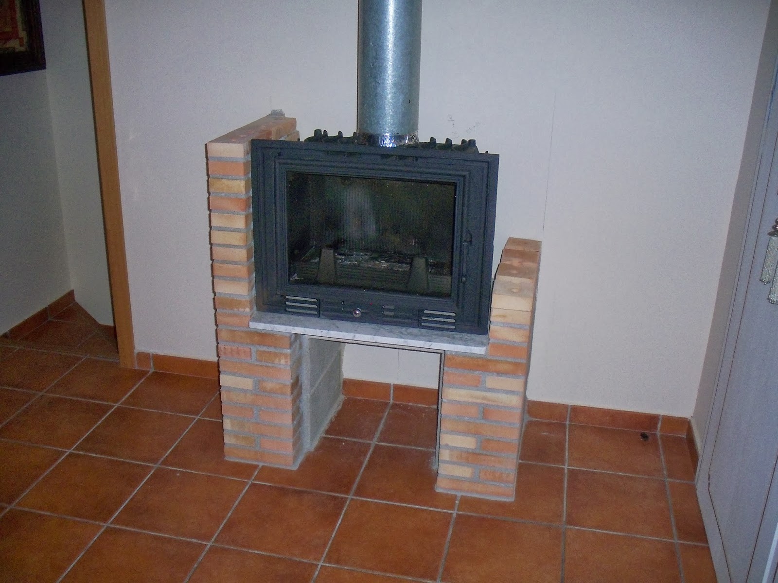Pepe Granell: CHIMENEA HABITACIÓN (Obra, carpintería y artes