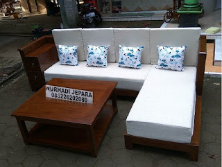 sofa  minimalis model baru  kursi tamu model baru ini harga 5,5 juta bahan kayu jati kaonstruksi kokoh insya allah sampai anak cucu, semoga bermanfaat dan barokah amiiin