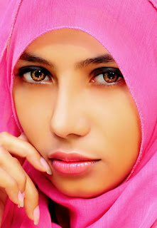30 Foto Wanita Cantik dengan Jilbab @ Digaleri.com